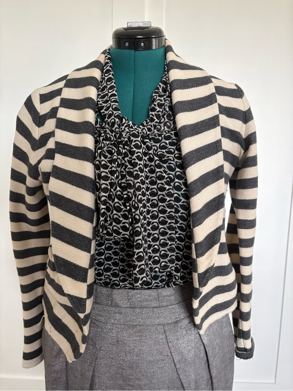 Loft Striped by Grey and Cream Open Front Women's Sweater Jacket